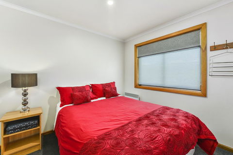 City Four Apartment - Accommodation Fremantle 5