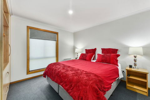 City Four Apartment - Accommodation Fremantle 3