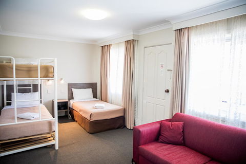 Lilac City Motor Inn & Steakhouse - Accommodation Fremantle 15