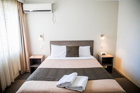 Lilac City Motor Inn & Steakhouse - Accommodation Fremantle 10