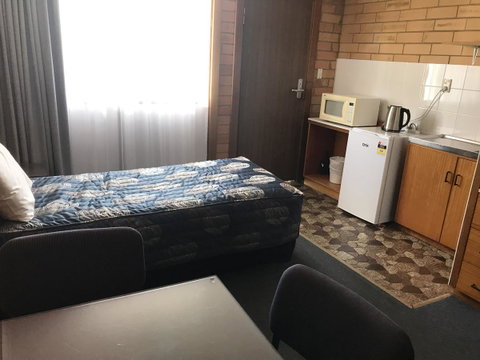 Frewville Motor Inn - Accommodation Fremantle 10