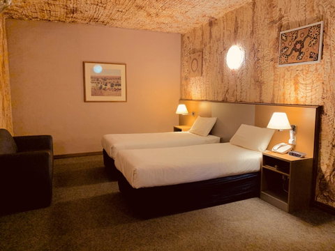Desert Cave Hotel - Accommodation Fremantle 7