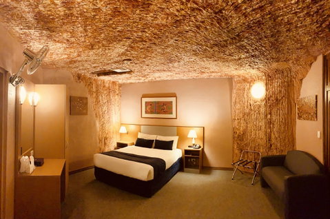 Desert Cave Hotel - Accommodation Fremantle 11
