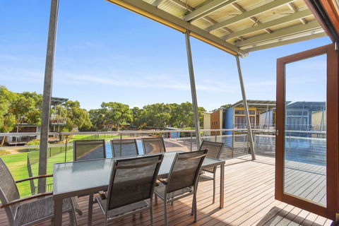 Villa 53 South Shores - Normanville S14 - Accommodation Fremantle 4