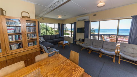 Sandy Feet 31 Gold Coast Drive - Accommodation Fremantle 2