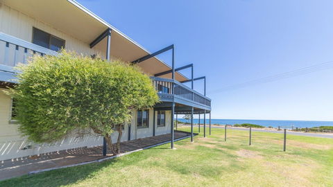 Sandy Feet 31 Gold Coast Drive - Accommodation Fremantle 9
