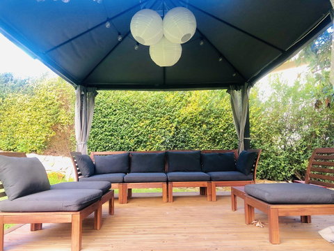 Stunning House With Beautiful Entertainment Area!! - Accommodation Fremantle 15