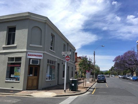 Shingo\'s Backpackers - Accommodation Fremantle 10