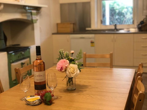 Treasured Memories Cottage - Accommodation Fremantle 13