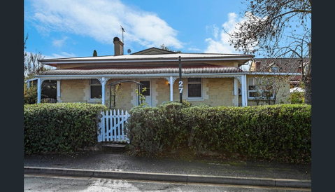 Treasured Memories Cottage - Accommodation Fremantle 0