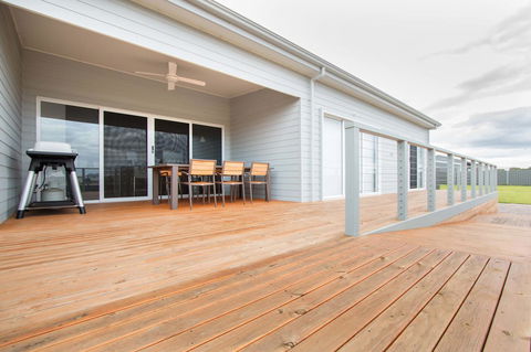 Wellington Lake Retreat - Accommodation Fremantle 8