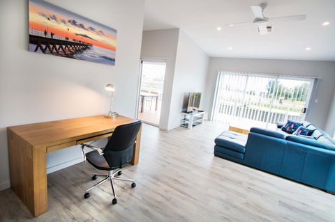 Wellington Lake Retreat - Accommodation Fremantle 7