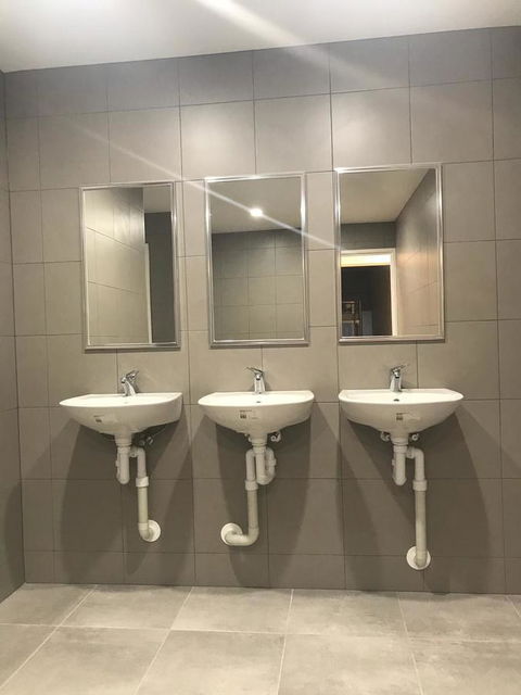 Perth City Backpackers Hostel - Note - Valid Passport Required To Check In - Accommodation Fremantle 14