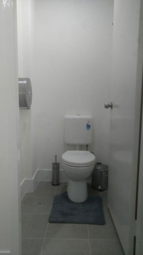 Perth City Backpackers Hostel - Note - Valid Passport Required To Check In - Accommodation Fremantle 16