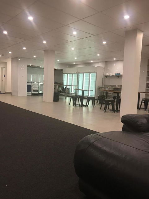 Perth City Backpackers Hostel - Note - Valid Passport Required To Check In - Accommodation Fremantle 11