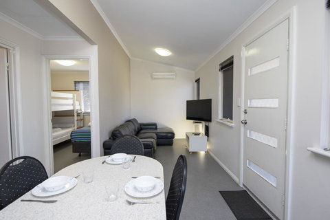 Karrinyup Waters Resort - Accommodation Fremantle 14