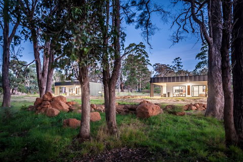 Simala Retreat - Accommodation Fremantle 0