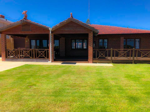 The Compass Beach House - Accommodation Fremantle 4