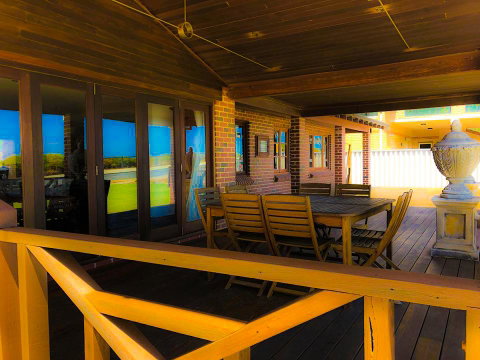 The Compass Beach House - Accommodation Fremantle 8