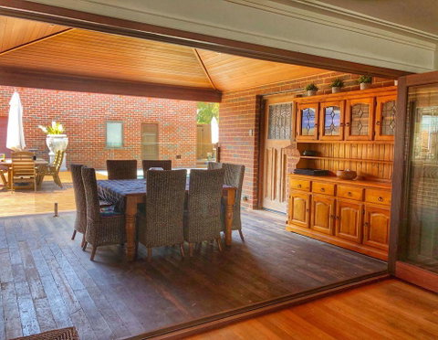 The Compass Beach House - Accommodation Fremantle 10