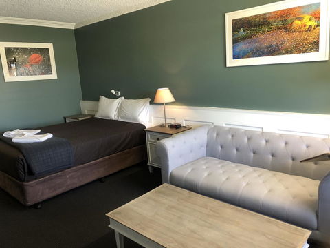 Dog Rock Motel - Accommodation Fremantle 1