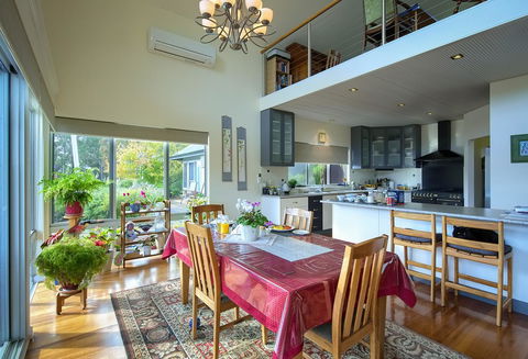 Glenelg On King Bed & Breakfast - Accommodation Fremantle 8