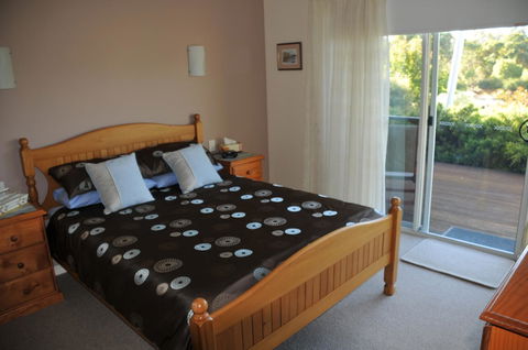 Glenelg On King Bed & Breakfast - Accommodation Fremantle 24