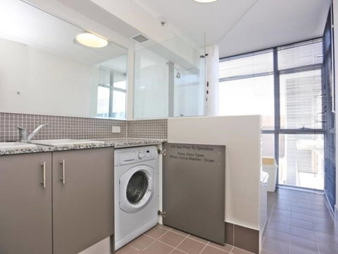 Centre Of Perth Whole Apartment W/view&spa&pool&wifi - Accommodation Fremantle 12