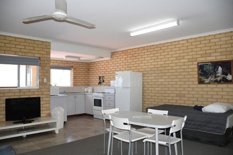 Kalbarri Seafront Villas - Accommodation Fremantle 16