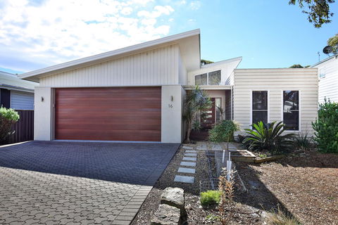 Calming Waters - Pet Friendly - Community Pool - Accommodation Fremantle 35