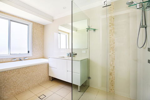 Calming Waters - Pet Friendly - Community Pool - Accommodation Fremantle 23
