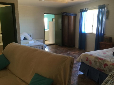 Surf Shack - Accommodation Fremantle 0