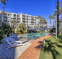 Ocean View Great FacilitiesViews - Accommodation Fremantle