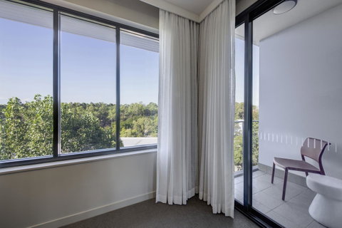 Punthill Norwest - Accommodation Fremantle 2