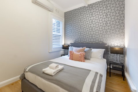 Heritage Townhouse Near Harbour Bridge - Accommodation Fremantle 19