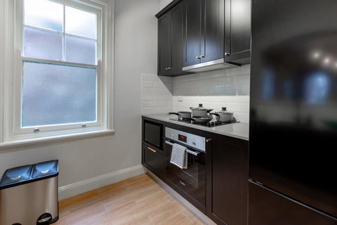 Heritage Townhouse Near Harbour Bridge - Accommodation Fremantle 21