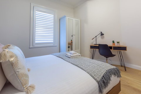 Heritage Townhouse Near Harbour Bridge - Accommodation Fremantle 6