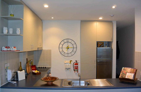Lantern 1 Bedroom Balcony With Panoramic View - Accommodation Fremantle 3