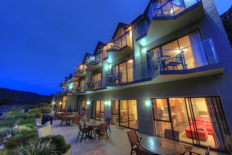 Lantern 1 Bedroom Balcony With Panoramic View - Accommodation Fremantle 0