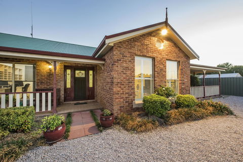Colonial Court Villas - Accommodation Fremantle 1
