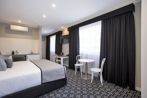 CH Boutique Hotel & Apartments, Ascend Hotel Collection - Accommodation Fremantle 3