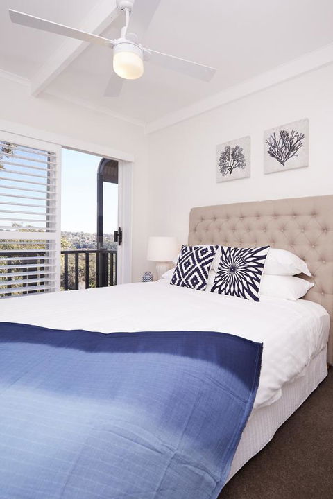 Bright And Spacious Family Home With Leafy Deck - Accommodation Fremantle 13