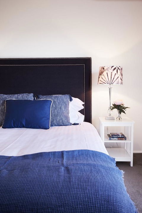 Bright And Spacious Family Home With Leafy Deck - Accommodation Fremantle 7