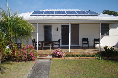 Fleur Cottage, 7 Willow Street - Accommodation Fremantle 1
