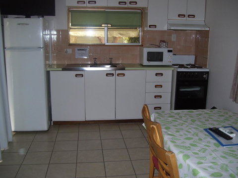 Glenwood Tourist Park & Motel - Accommodation Fremantle 24