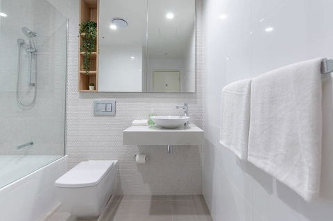 Japanese Style Waterfront Apt Wt Rooftop Pool - Accommodation Fremantle 19