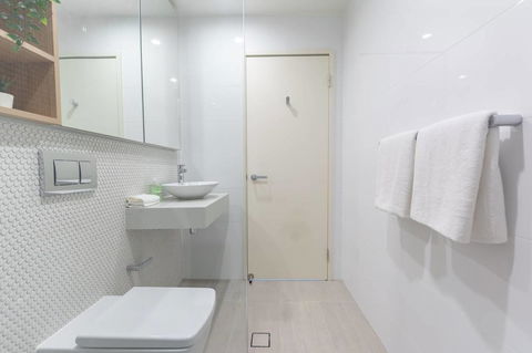 Japanese Style Waterfront Apt Wt Rooftop Pool - Accommodation Fremantle 5