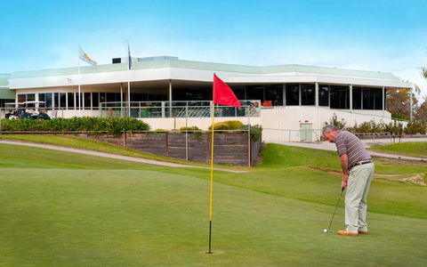 Comfort Suites Clubarham Golf Resort - Accommodation Fremantle 0