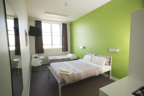 YHA Sydney Harbour - Accommodation Fremantle 2