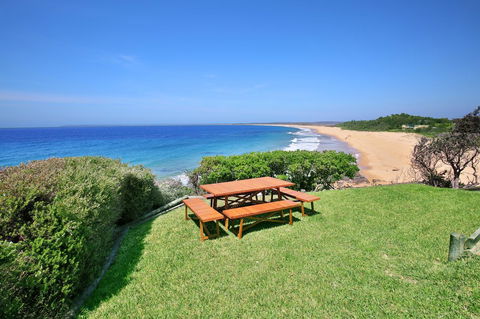 Neptune I Absolute Beachfront I Stunning Views - Accommodation Fremantle 32